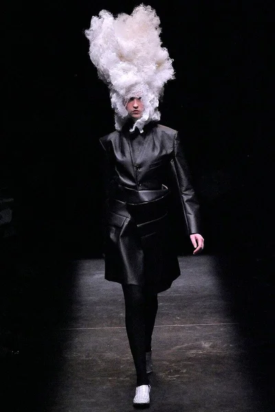 Look 14